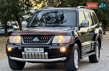 Внедорожник / Кроссовер Mitsubishi Pajero Wagon 2005 в 