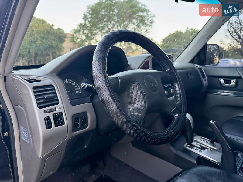 Внедорожник / Кроссовер Mitsubishi Pajero Wagon 2005 в Одессе