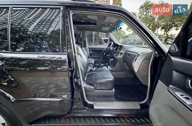 Внедорожник / Кроссовер Mitsubishi Pajero Wagon 2005 в 