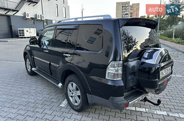 Внедорожник / Кроссовер Mitsubishi Pajero Wagon 2007 в 