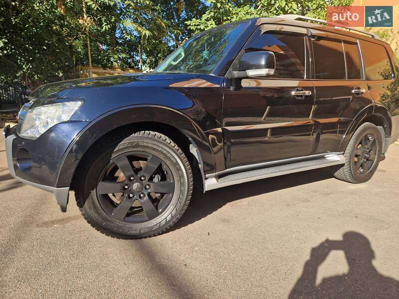 Внедорожник / Кроссовер Mitsubishi Pajero Wagon 2008 в Одессе