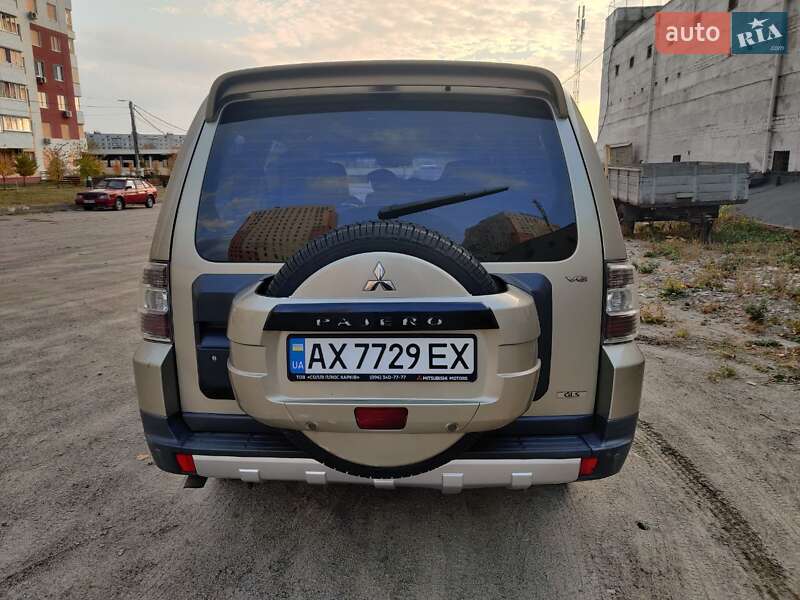 Внедорожник / Кроссовер Mitsubishi Pajero Wagon 2008 в Харькове