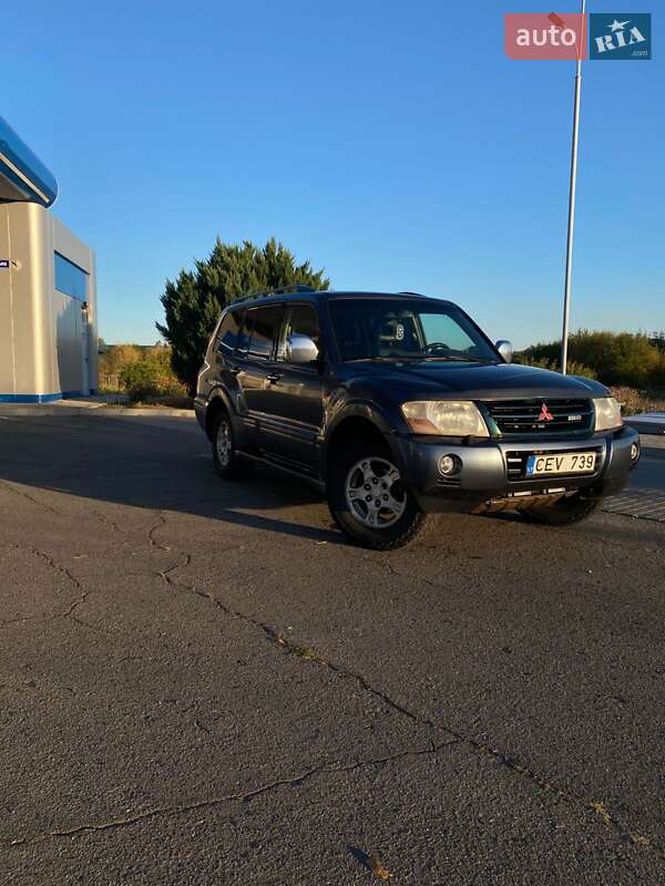 Внедорожник / Кроссовер Mitsubishi Pajero Wagon 2006 в 