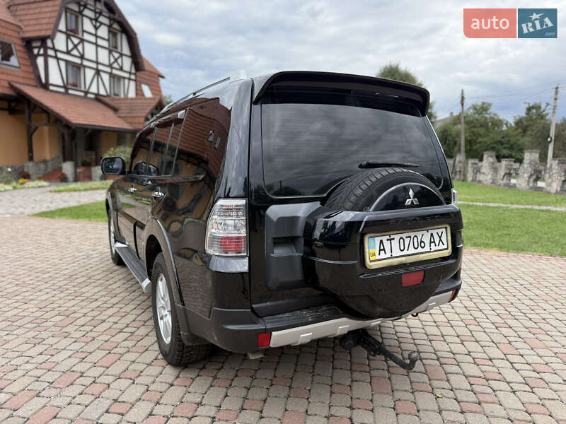 Внедорожник / Кроссовер Mitsubishi Pajero Wagon 2008 в Калуше