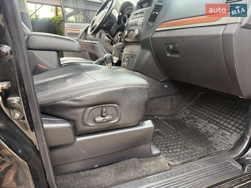 Внедорожник / Кроссовер Mitsubishi Pajero Wagon 2008 в Калуше