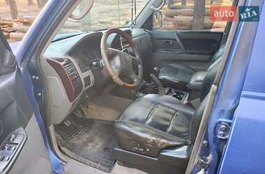 Позашляховик / Кросовер Mitsubishi Pajero Wagon 2001 в 