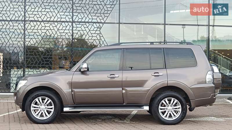 Внедорожник / Кроссовер Mitsubishi Pajero Wagon 2011 в Киеве фото 3 Внедорожник / Кроссовер Mitsubishi Pajero Wagon 2011 в Киеве