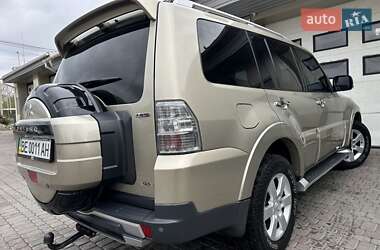 Внедорожник / Кроссовер Mitsubishi Pajero Wagon 2007 в 