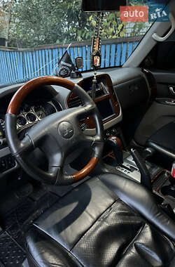 Внедорожник / Кроссовер Mitsubishi Pajero Wagon 2006 в  фото 9 Внедорожник / Кроссовер Mitsubishi Pajero Wagon 2006 в