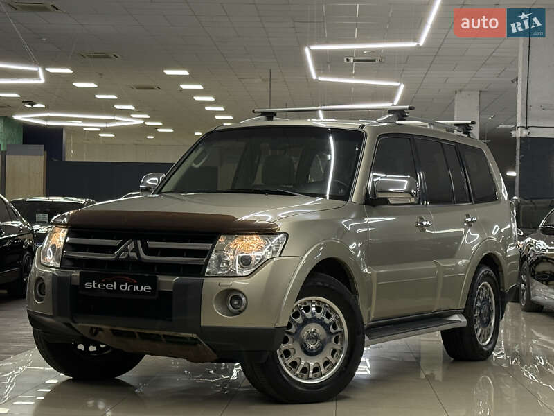 Mitsubishi Pajero Wagon 2008