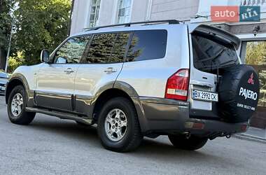 Позашляховик / Кросовер Mitsubishi Pajero Wagon 2003 в 