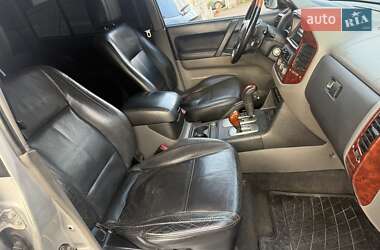 Позашляховик / Кросовер Mitsubishi Pajero Wagon 2003 в 