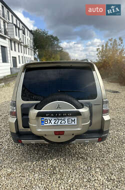 Внедорожник / Кроссовер Mitsubishi Pajero Wagon 2008 в 