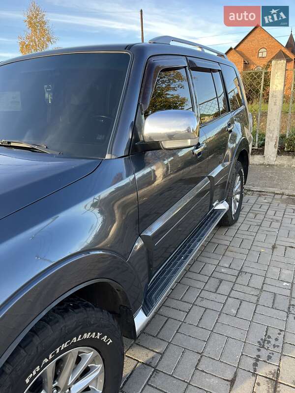 Позашляховик / Кросовер Mitsubishi Pajero Wagon 2007 в Сторожинці фото 10 Позашляховик / Кросовер Mitsubishi Pajero Wagon 2007 в Сторожинці