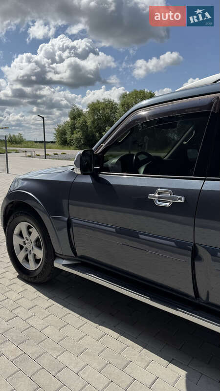 Позашляховик / Кросовер Mitsubishi Pajero Wagon 2007 в Буську фото 8 Позашляховик / Кросовер Mitsubishi Pajero Wagon 2007 в Буську