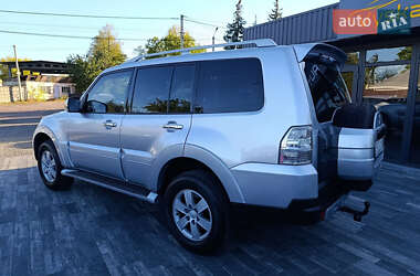 Позашляховик / Кросовер Mitsubishi Pajero Wagon 2008 в 