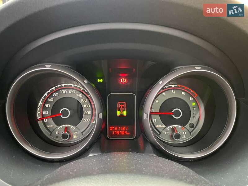 Внедорожник / Кроссовер Mitsubishi Pajero Wagon 2015 в Хмельницком фото 21 Внедорожник / Кроссовер Mitsubishi Pajero Wagon 2015 в Хмельницком