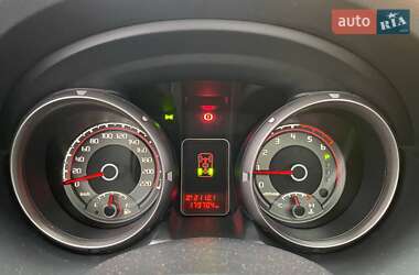 Внедорожник / Кроссовер Mitsubishi Pajero Wagon 2015 в 