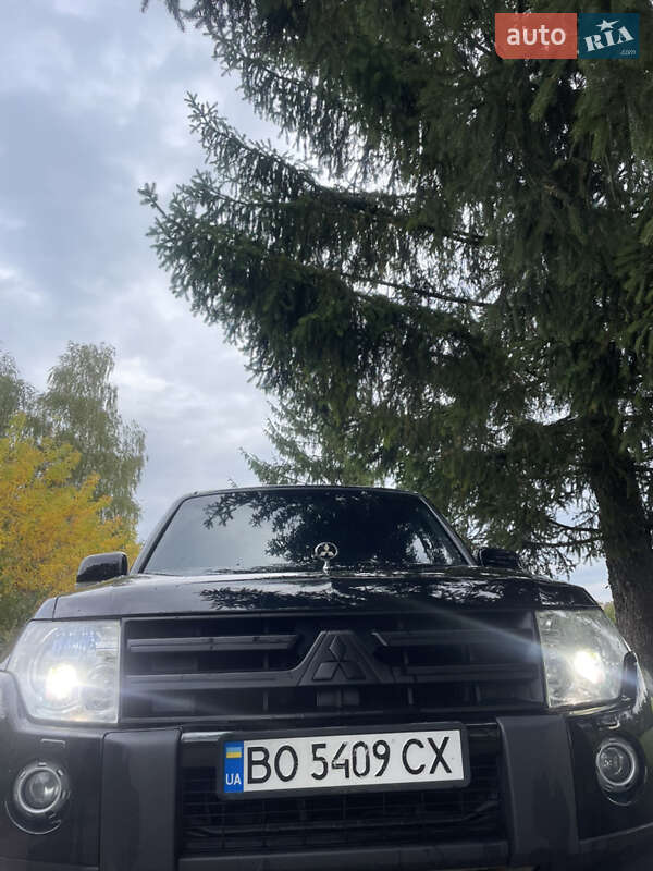 Внедорожник / Кроссовер Mitsubishi Pajero Wagon 2008 в Тернополе