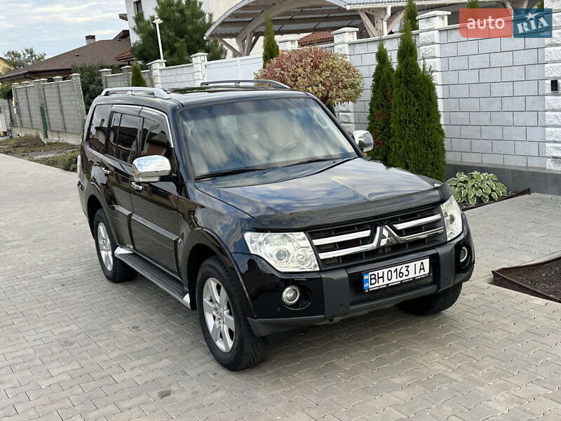 Позашляховик / Кросовер Mitsubishi Pajero Wagon 2007 в Одесі