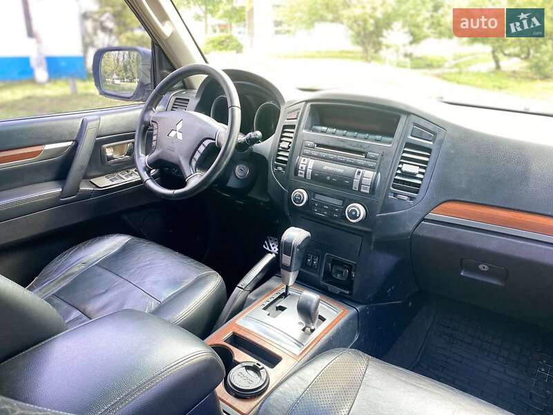 Позашляховик / Кросовер Mitsubishi Pajero Wagon 2007 в Харкові