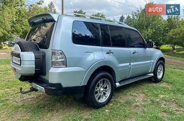 Внедорожник / Кроссовер Mitsubishi Pajero Wagon 2007 в 