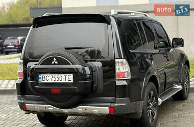 Внедорожник / Кроссовер Mitsubishi Pajero Wagon 2007 в 