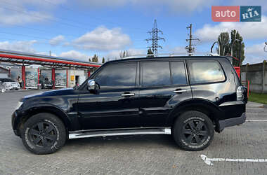 Внедорожник / Кроссовер Mitsubishi Pajero Wagon 2007 в 