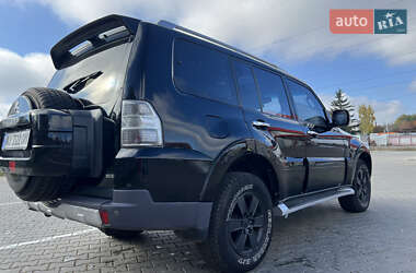 Внедорожник / Кроссовер Mitsubishi Pajero Wagon 2007 в 