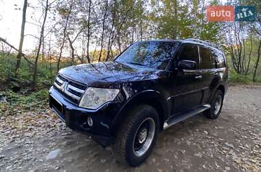 Позашляховик / Кросовер Mitsubishi Pajero Wagon 2008 в  фото 15 Позашляховик / Кросовер Mitsubishi Pajero Wagon 2008 в
