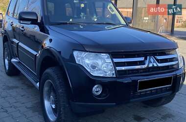 Позашляховик / Кросовер Mitsubishi Pajero Wagon 2008 в  фото 67 Позашляховик / Кросовер Mitsubishi Pajero Wagon 2008 в