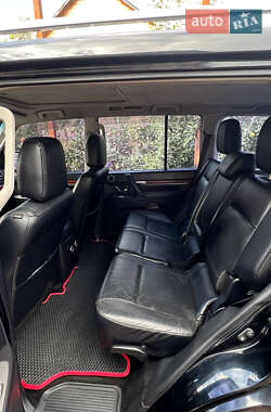 Позашляховик / Кросовер Mitsubishi Pajero Wagon 2009 в  фото 6 Позашляховик / Кросовер Mitsubishi Pajero Wagon 2009 в