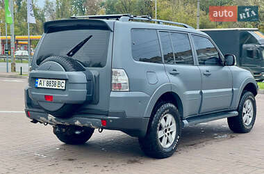 Внедорожник / Кроссовер Mitsubishi Pajero Wagon 2008 в 