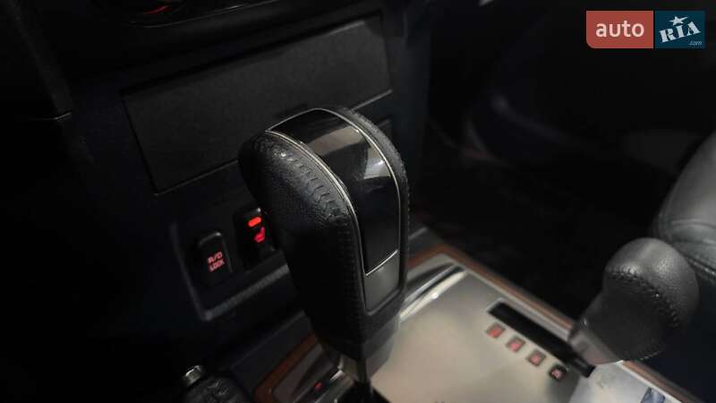 Позашляховик / Кросовер Mitsubishi Pajero Wagon 2012 в Ужгороді