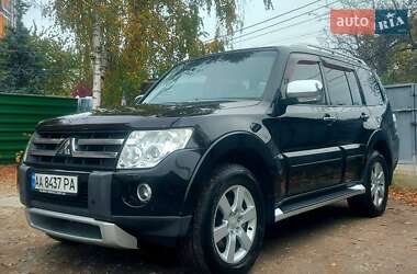 Внедорожник / Кроссовер Mitsubishi Pajero Wagon 2007 в Киеве