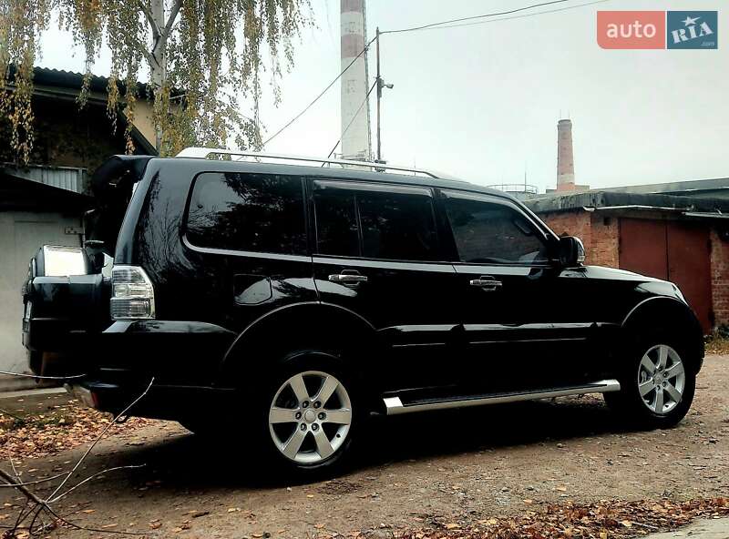 Внедорожник / Кроссовер Mitsubishi Pajero Wagon 2007 в Киеве фото 22 Внедорожник / Кроссовер Mitsubishi Pajero Wagon 2007 в Киеве