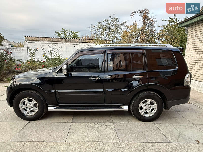 Внедорожник / Кроссовер Mitsubishi Pajero Wagon 2007 в Днепре