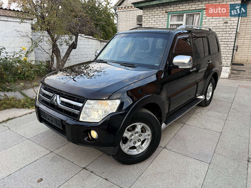 Внедорожник / Кроссовер Mitsubishi Pajero Wagon 2007 в Днепре