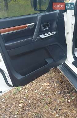 Внедорожник / Кроссовер Mitsubishi Pajero Wagon 2011 в 