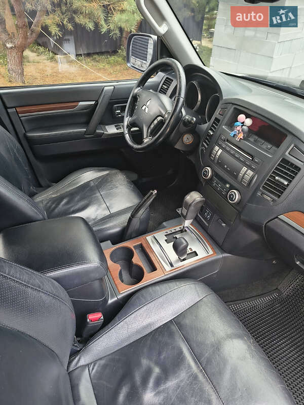 Внедорожник / Кроссовер Mitsubishi Pajero Wagon 2008 в Житомире фото 13 Внедорожник / Кроссовер Mitsubishi Pajero Wagon 2008 в Житомире