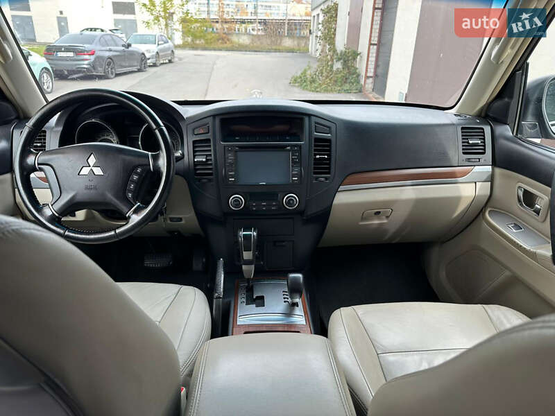 Внедорожник / Кроссовер Mitsubishi Pajero Wagon 2007 в Харькове фото 17 Внедорожник / Кроссовер Mitsubishi Pajero Wagon 2007 в Харькове