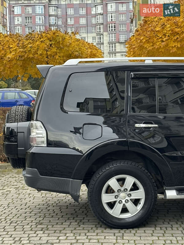 Внедорожник / Кроссовер Mitsubishi Pajero Wagon 2008 в Ивано-Франковске фото 10 Внедорожник / Кроссовер Mitsubishi Pajero Wagon 2008 в Ивано-Франковске