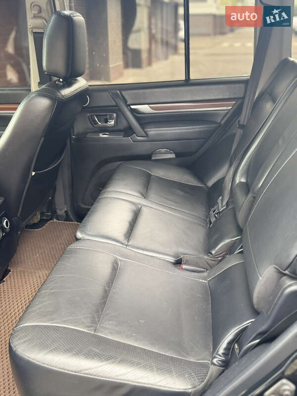 Внедорожник / Кроссовер Mitsubishi Pajero Wagon 2008 в Ивано-Франковске фото 27 Внедорожник / Кроссовер Mitsubishi Pajero Wagon 2008 в Ивано-Франковске