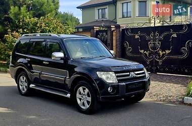 Внедорожник / Кроссовер Mitsubishi Pajero Wagon 2009 в Днепре