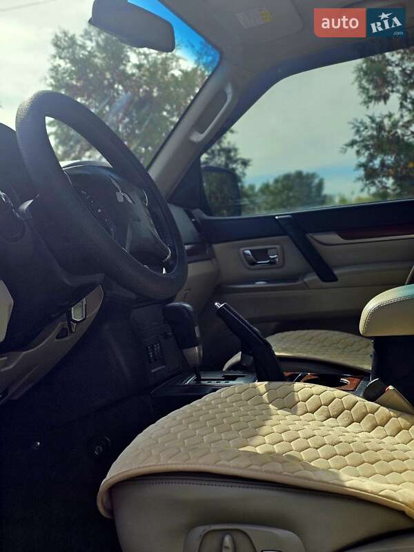 Внедорожник / Кроссовер Mitsubishi Pajero Wagon 2009 в Днепре фото 17 Внедорожник / Кроссовер Mitsubishi Pajero Wagon 2009 в Днепре