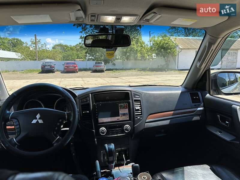 Внедорожник / Кроссовер Mitsubishi Pajero Wagon 2007 в Овидиополе фото 4 Внедорожник / Кроссовер Mitsubishi Pajero Wagon 2007 в Овидиополе