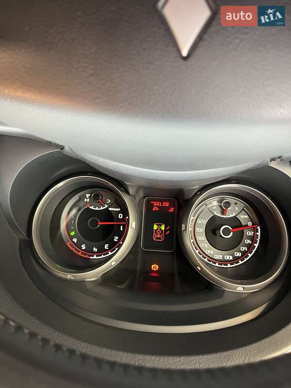 Позашляховик / Кросовер Mitsubishi Pajero Wagon 2011 в Кам'янському