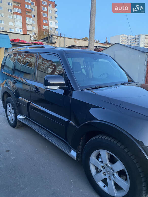 Внедорожник / Кроссовер Mitsubishi Pajero Wagon 2008 в Тернополе фото 6 Внедорожник / Кроссовер Mitsubishi Pajero Wagon 2008 в Тернополе