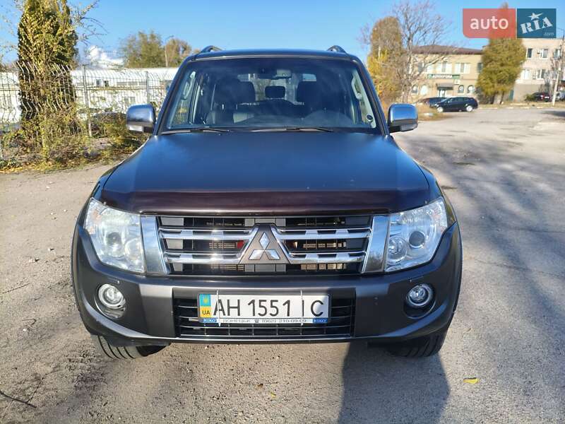 Внедорожник / Кроссовер Mitsubishi Pajero Wagon 2012 в Запорожье
