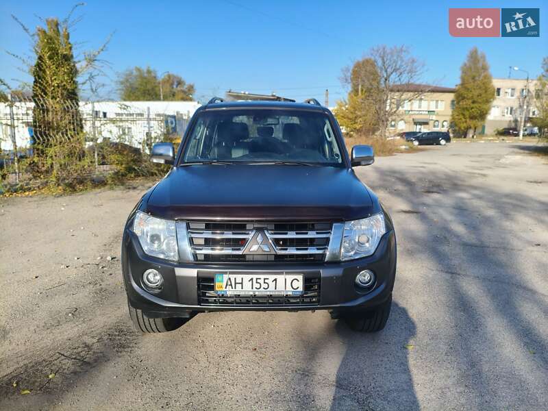 Внедорожник / Кроссовер Mitsubishi Pajero Wagon 2012 в Запорожье